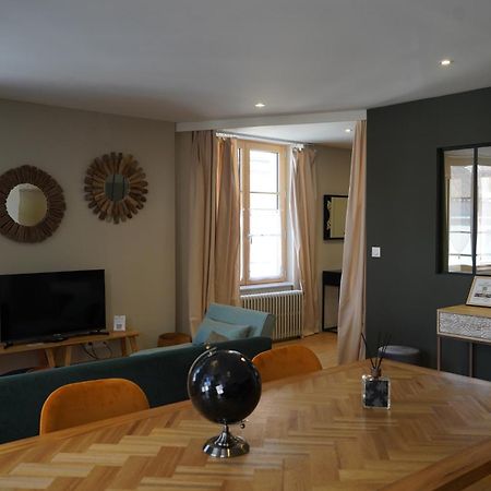 Les Suites Gueguen Chablis Exteriör bild