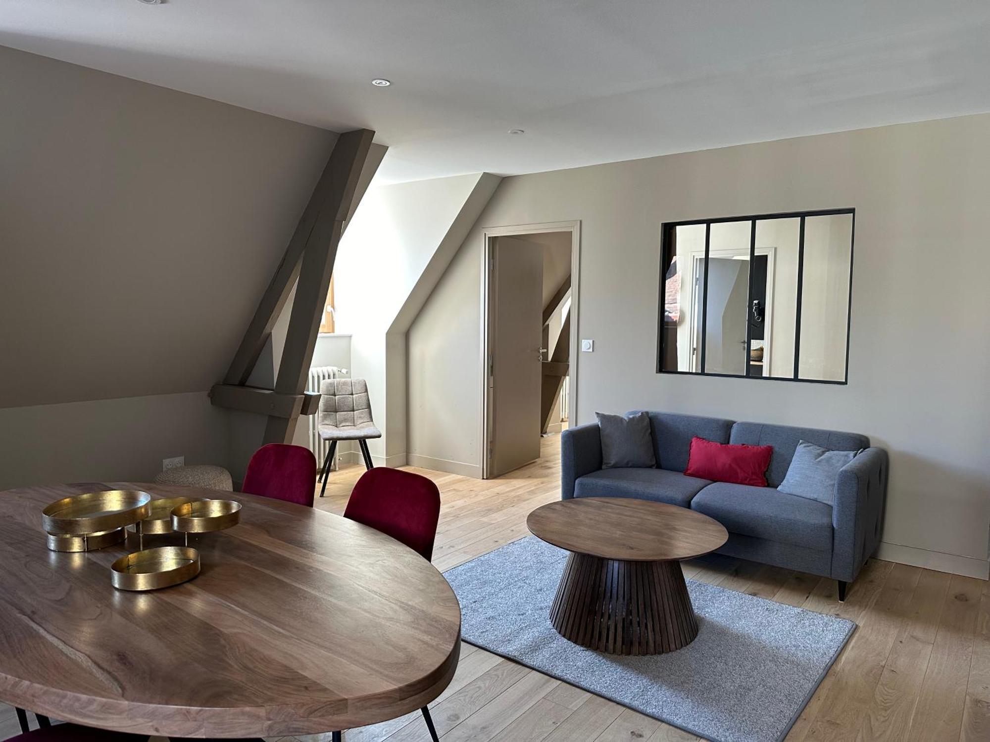 Les Suites Gueguen Chablis Exteriör bild